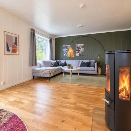 Dom wakacyjny Family-friendly Near The Slopes And Geilo Town Centre